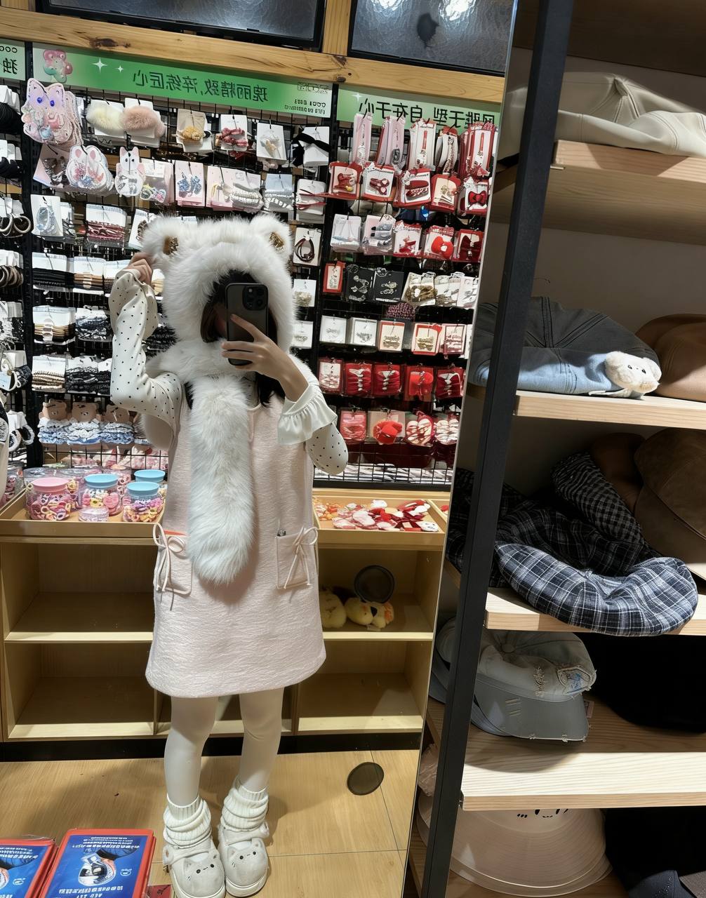 D771