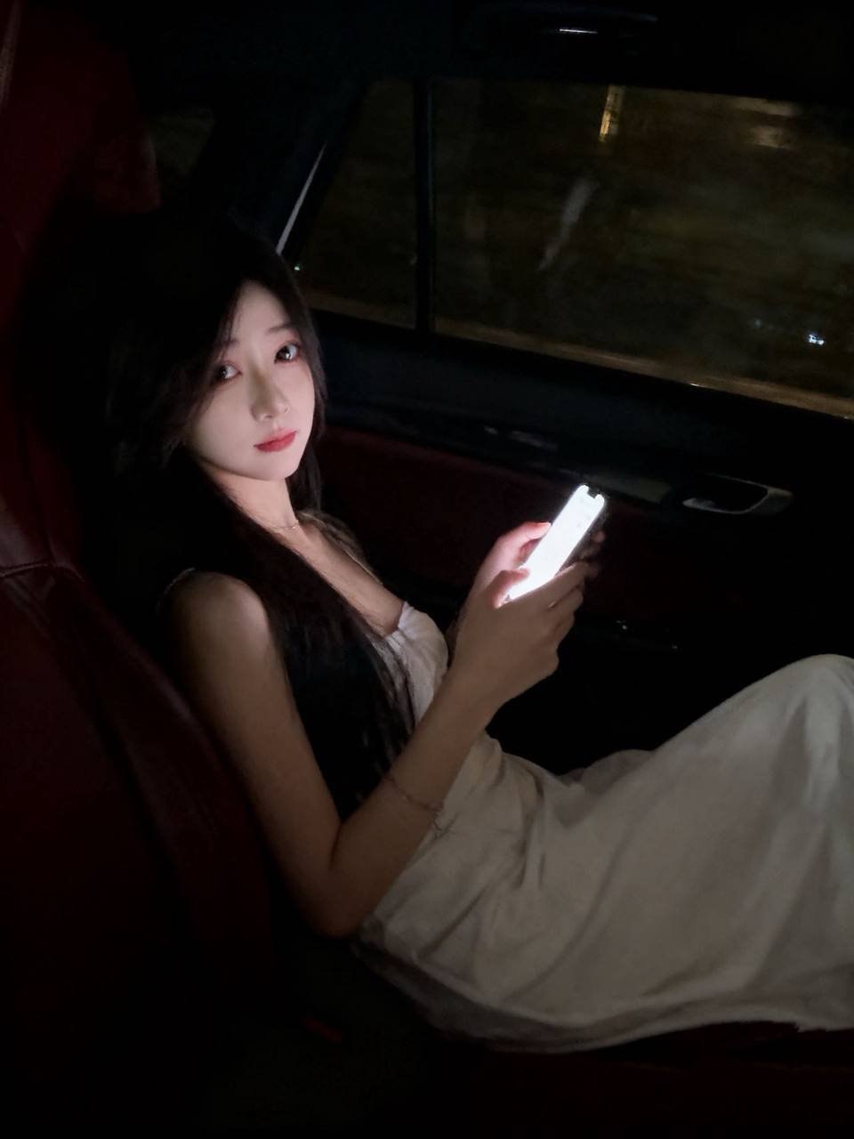 E335