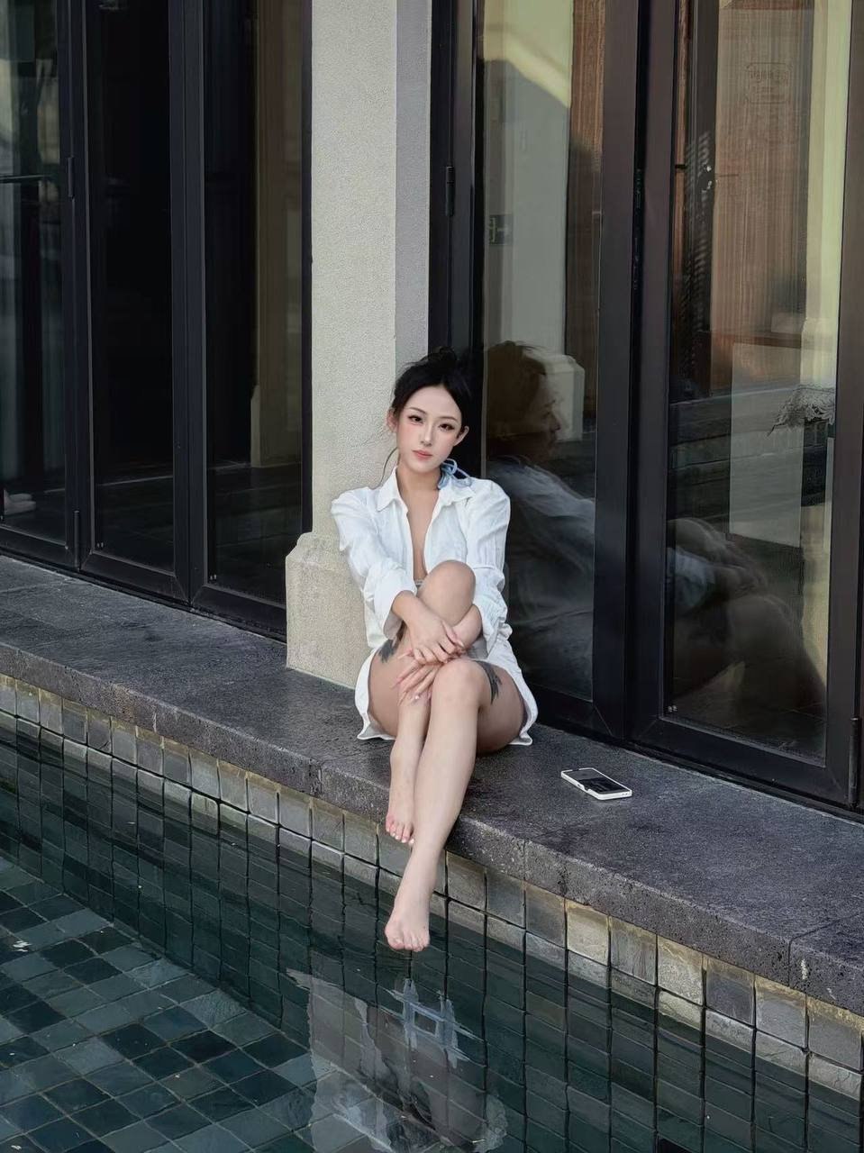 F941