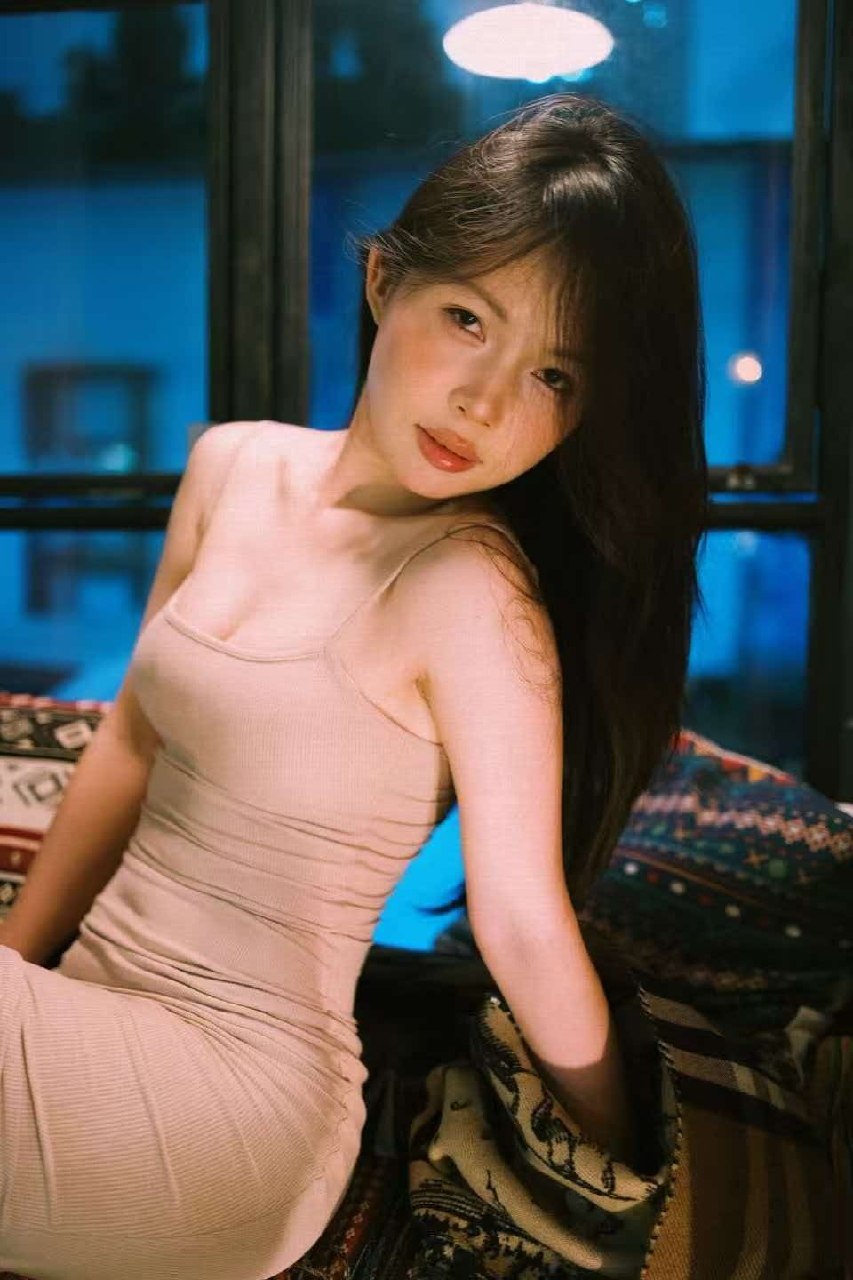 G562