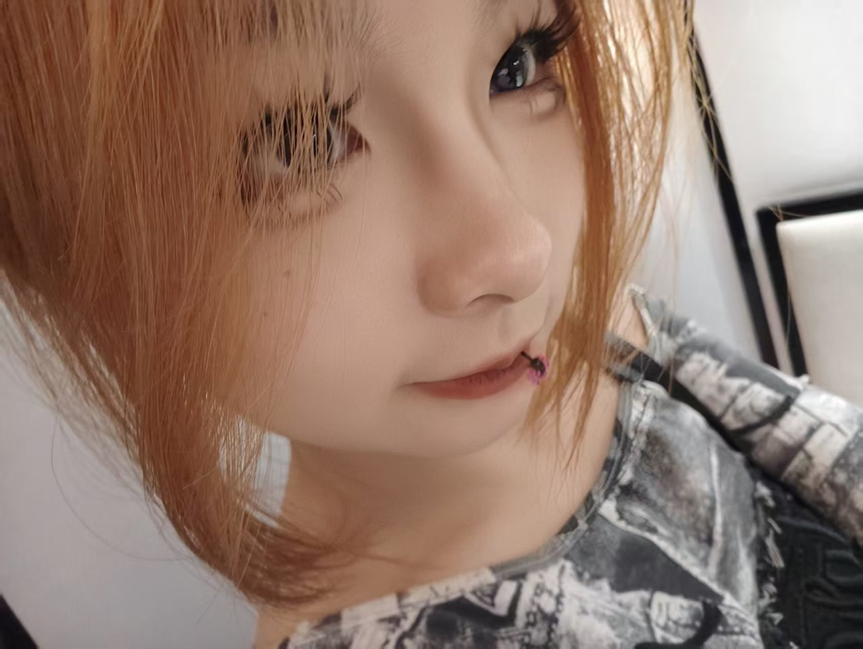 H003
