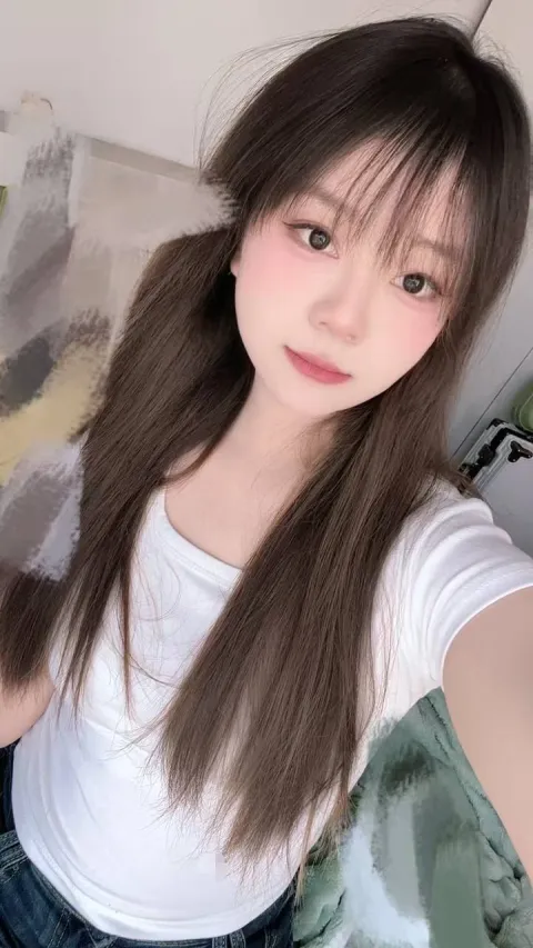 A933