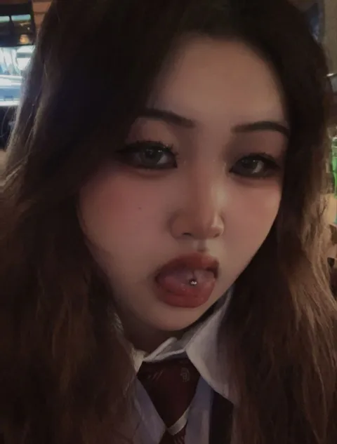 B011