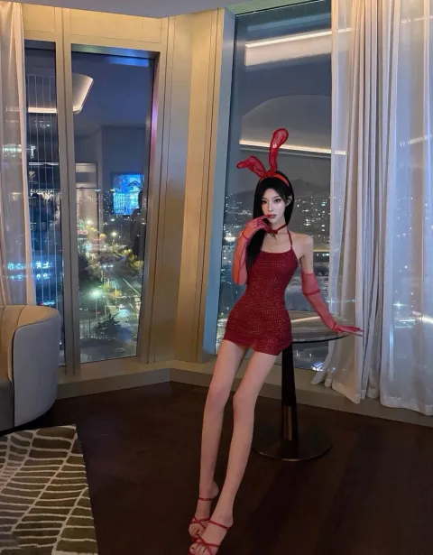B021