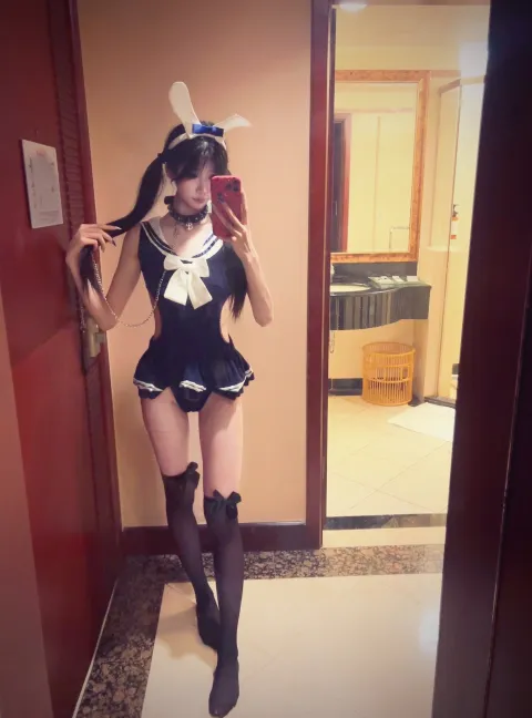 B027
