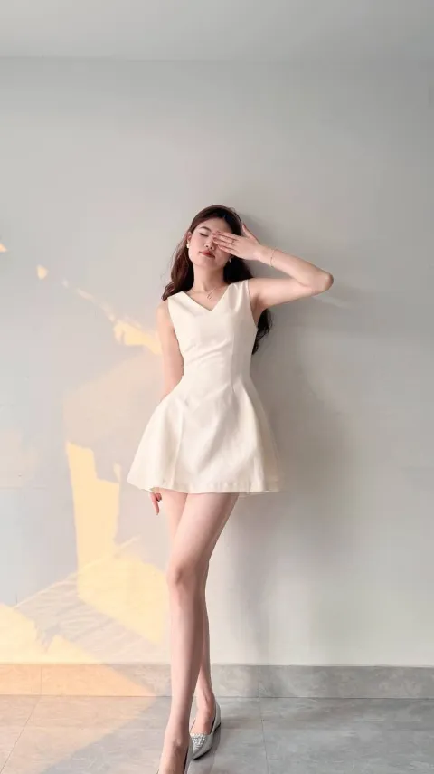 B032