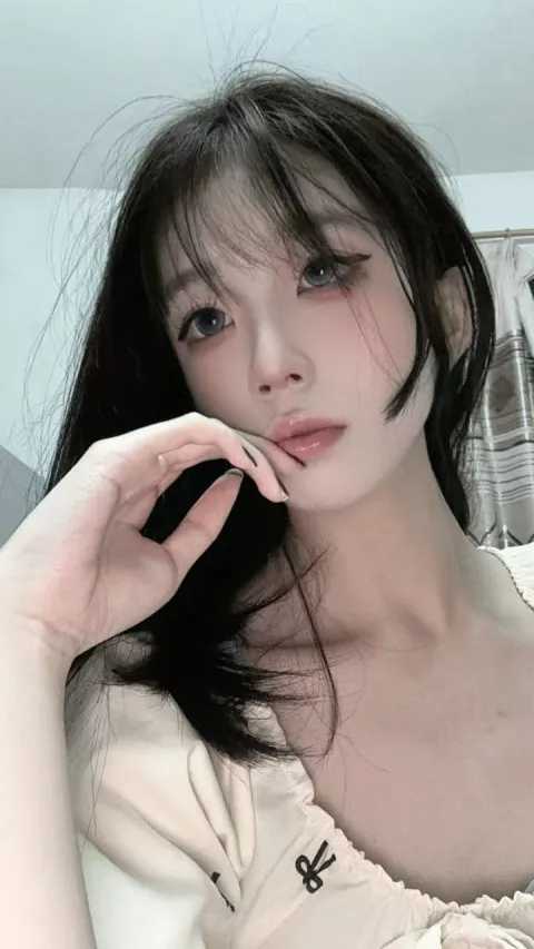 B272