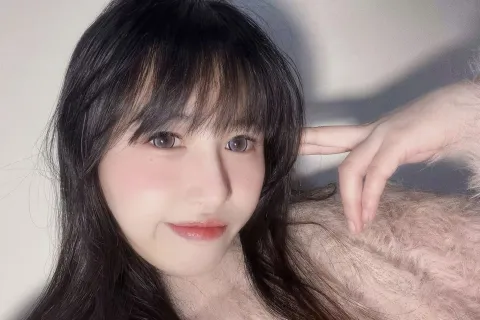 B323