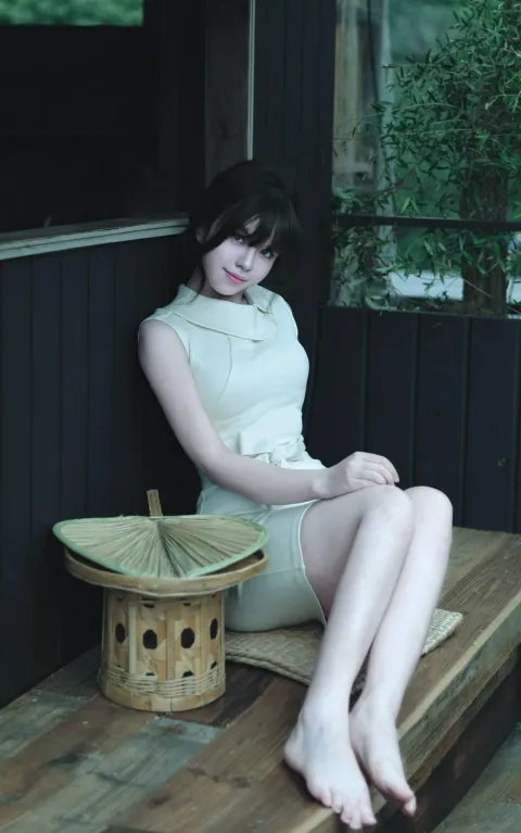 B433