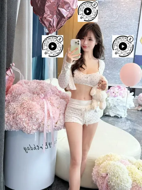 B449