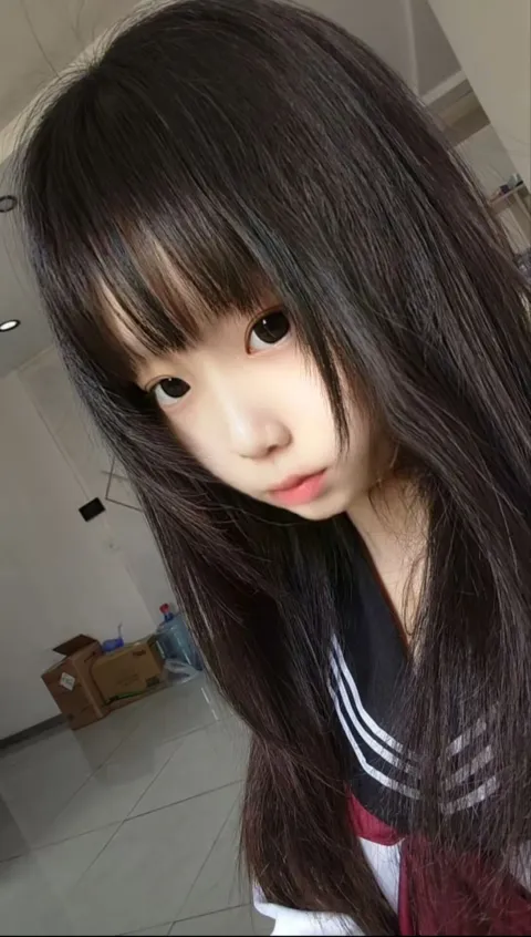 B863