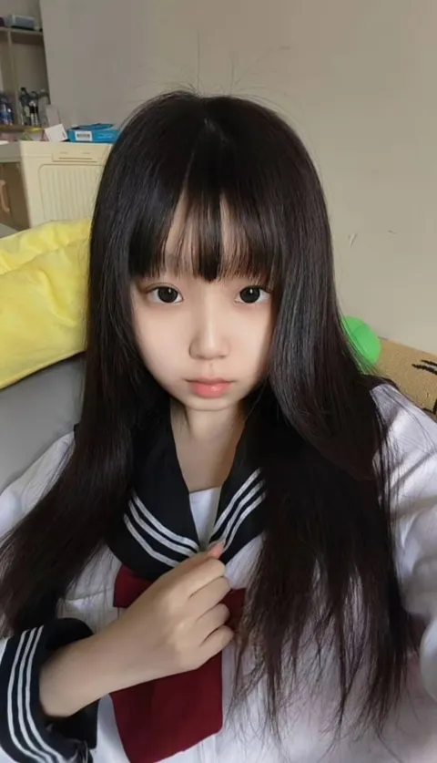 B863