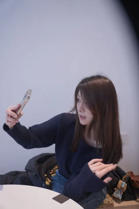 B964