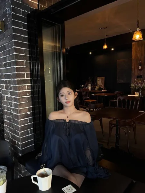 C374