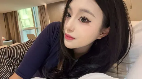 C562