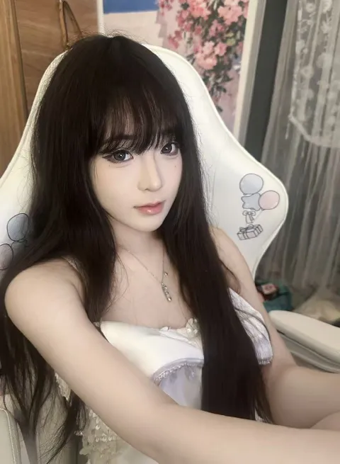 C819