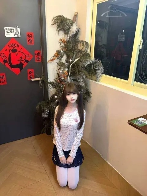 D045