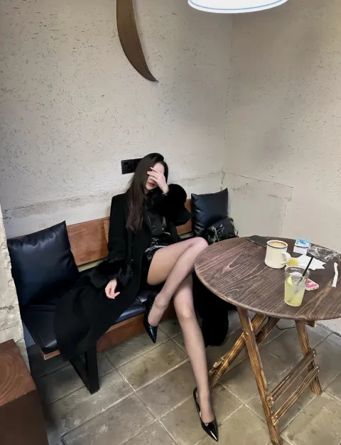 D447