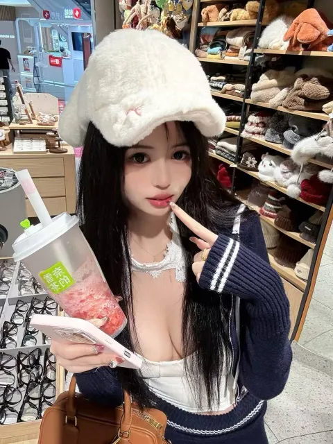 D537