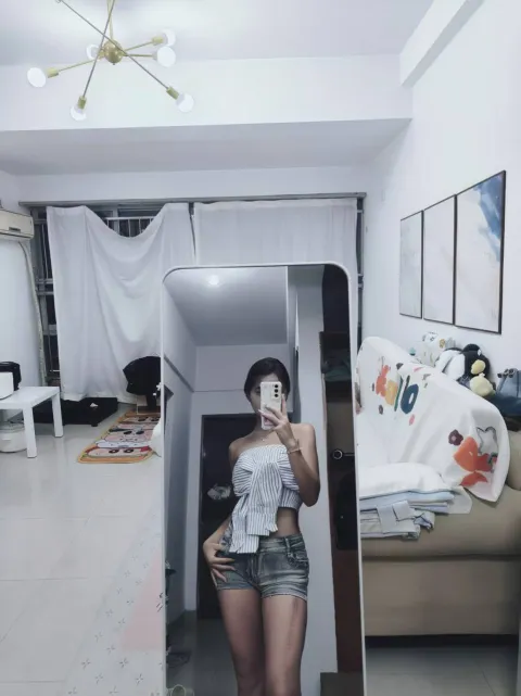 D547