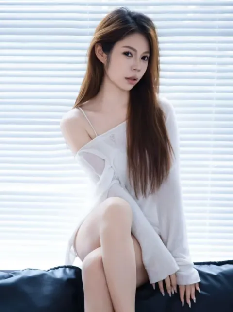 D561