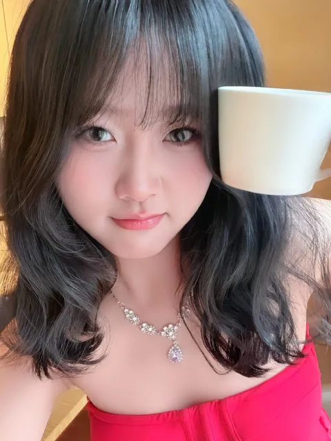 D727
