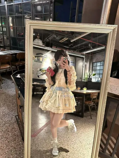 D770