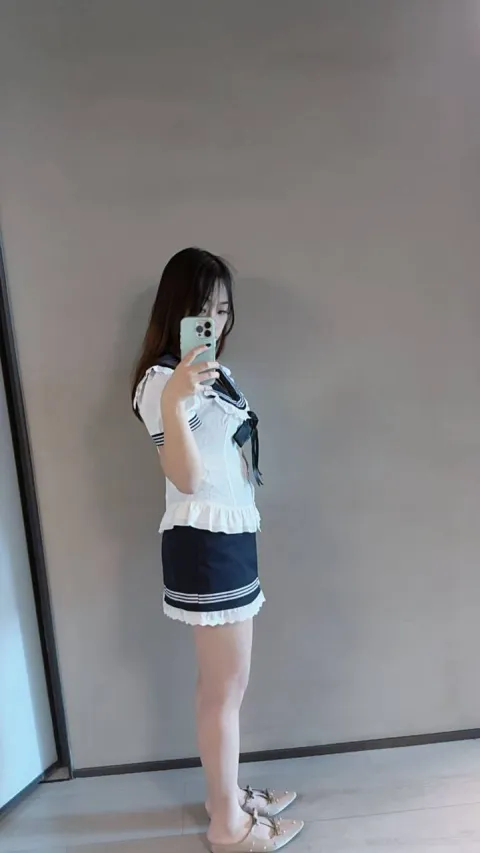 D868