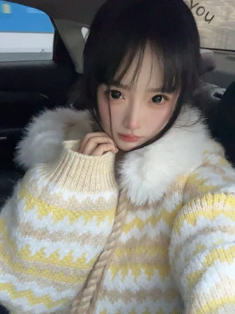 D878