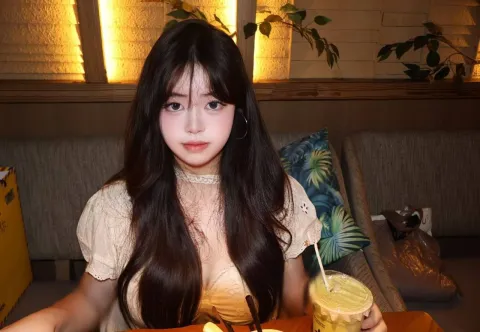 E017