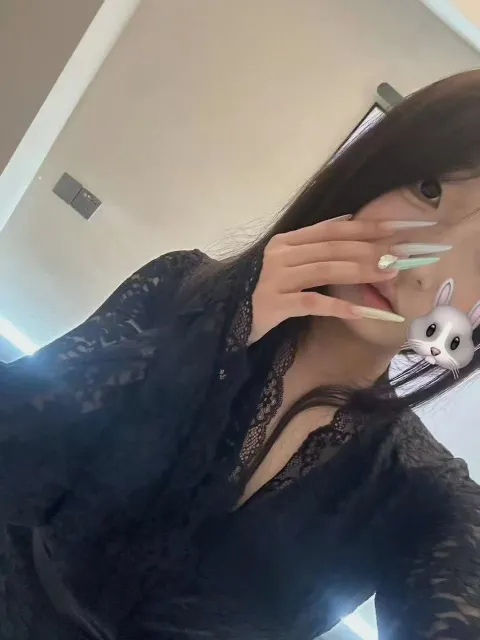 E020