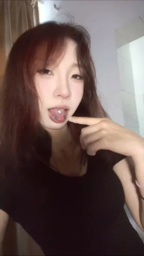 E112