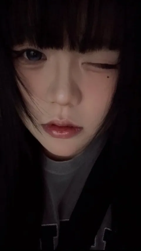 E228