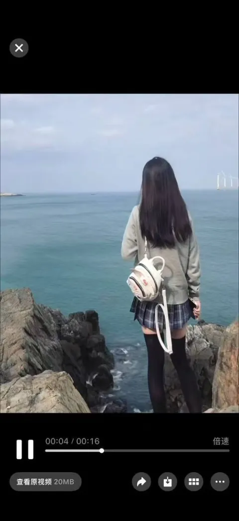 E304