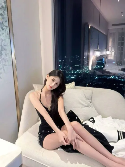 E335