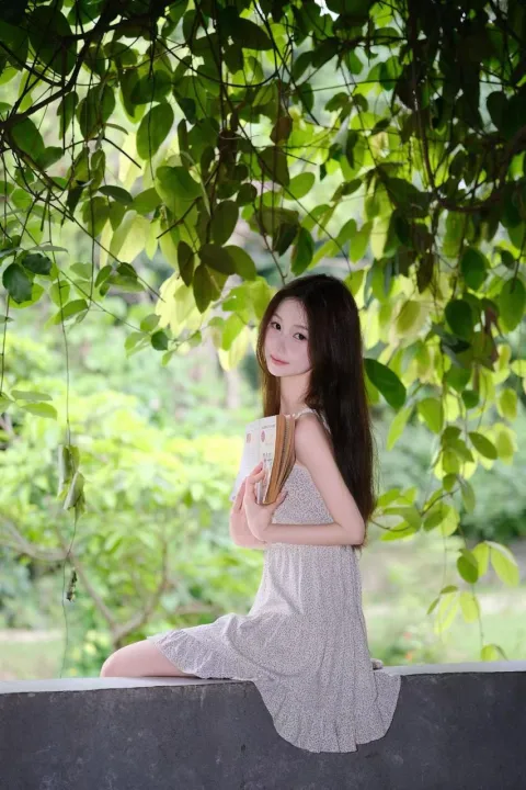 E382