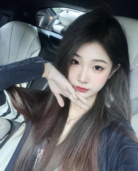 E435