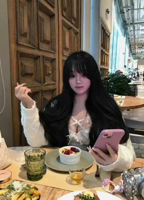 E439
