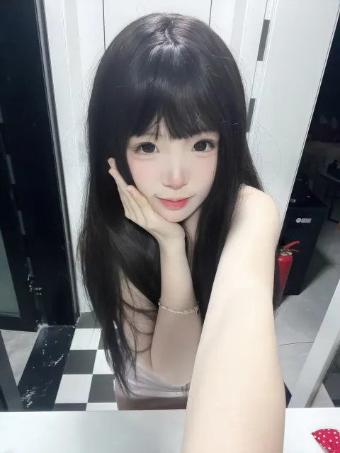 E472