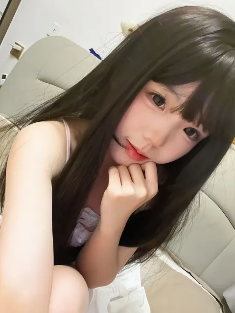 E472