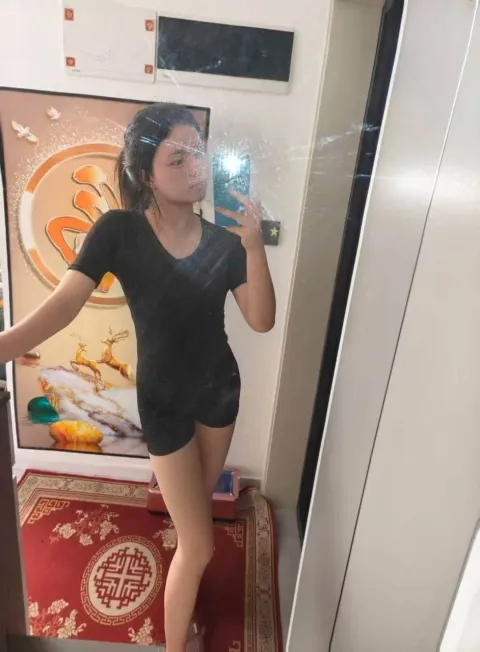 E731