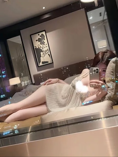 E765