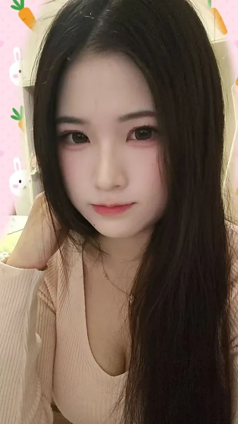 E796
