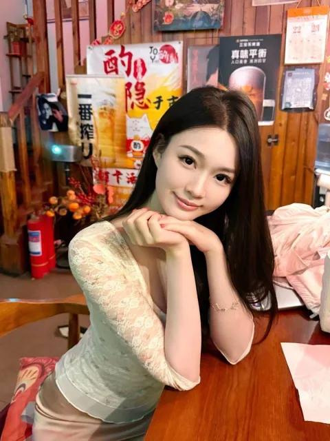 E804