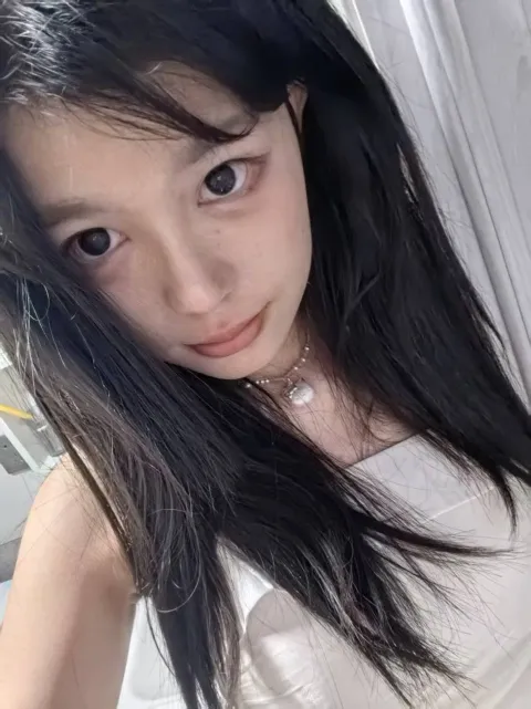 E806
