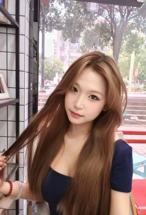 E809