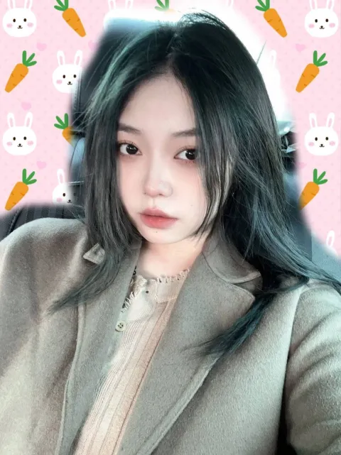 E891