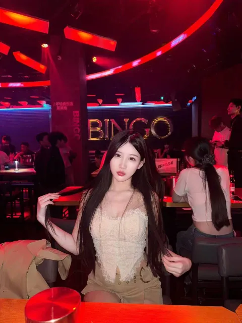 E941
