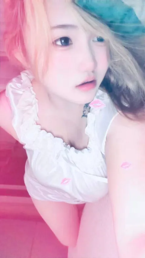 E973