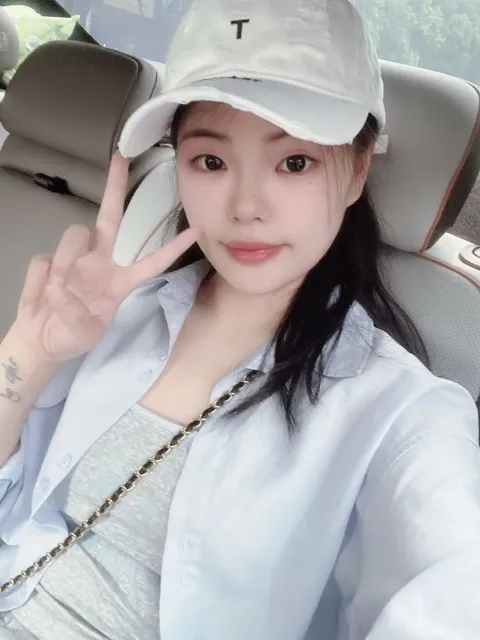 E981